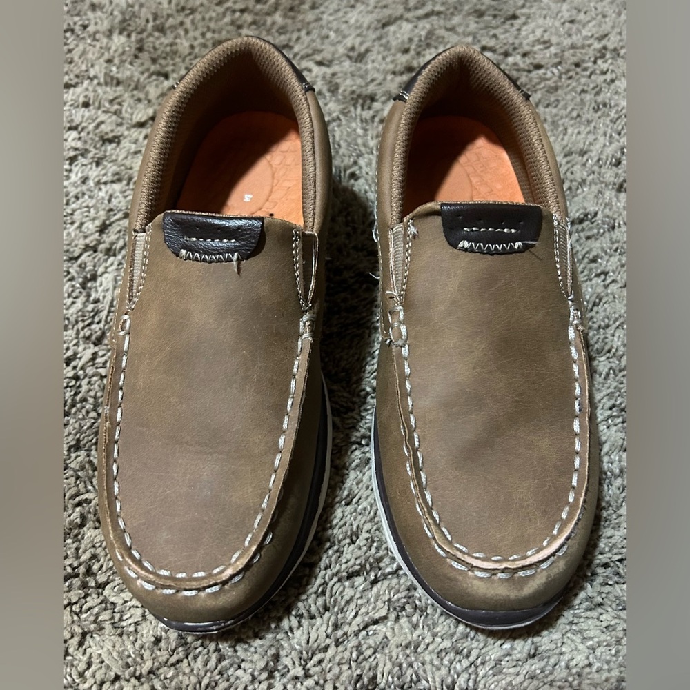 Boys Anchors Edge Bay Size 4 Shoe